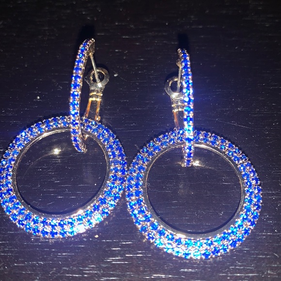 Turquoise double linked Loop earrings - Picture 4 of 4